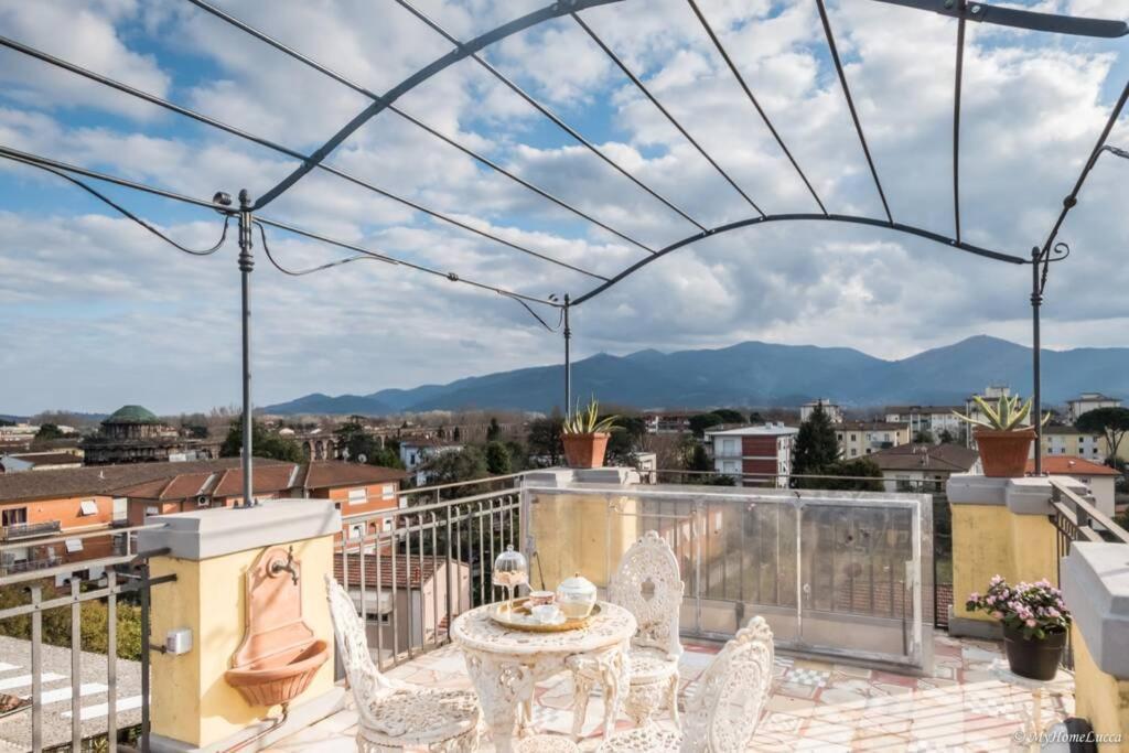 Casa Maria - Attico Di Lusso Vicino Alle Mura 卢卡 外观 照片