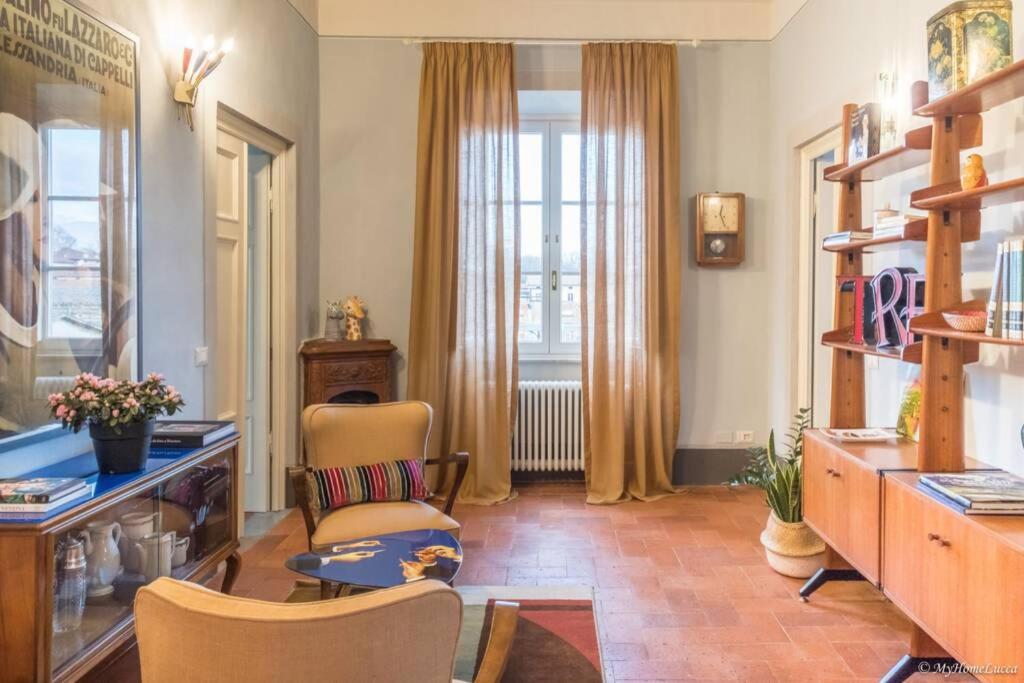 Casa Maria - Attico Di Lusso Vicino Alle Mura 卢卡 外观 照片